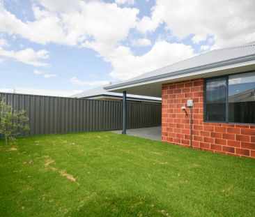 Brand New Four Bedroom Dual Living Property! - Photo 6