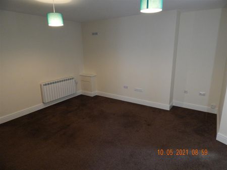 Bromsgrove Road, Redditch - Photo 4