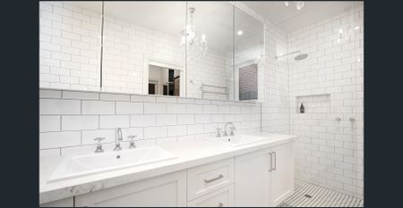 Where Period Elegance Meets Modern Family Living - Photo 3