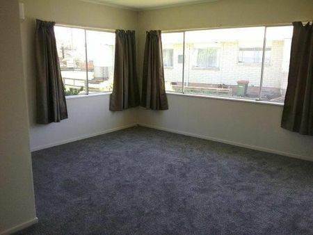 25A Euan Street, Mangakakahi - Photo 5