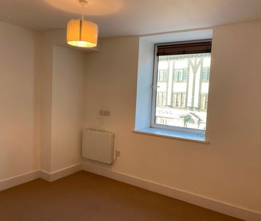 2 Bed Flat, Sussex House, RG1 - Photo 5