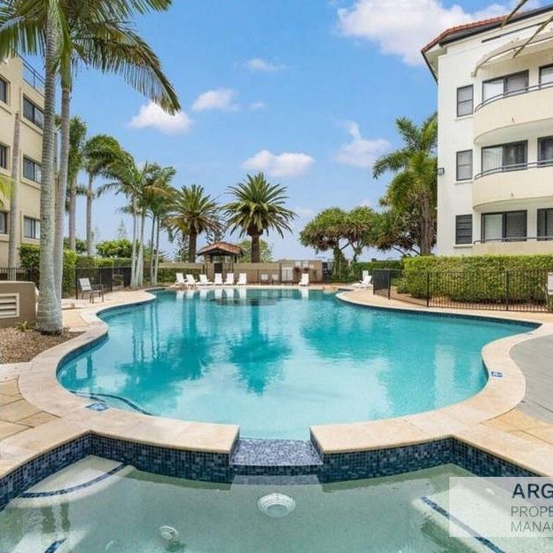 312/392 Marine Parade, LABRADOR, QLD, 4215 - Photo 1