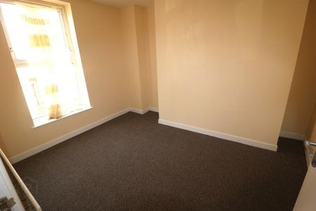 20 Kinhilt Street, Ballymena, BT43 5BD - Photo 4