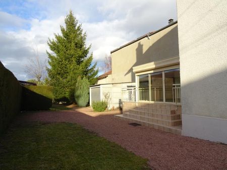 Location Maison 4 pièces 98m² - Photo 5