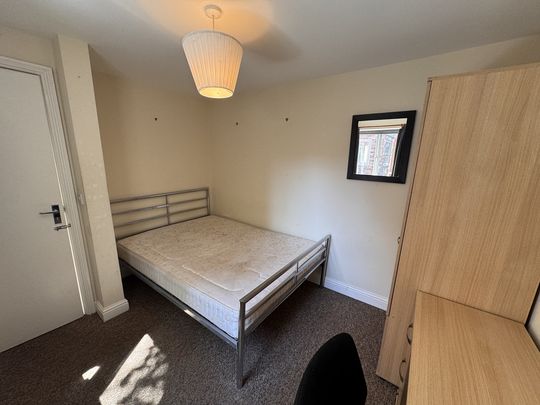 Lamel Street, Hull Road - P1326 - Photo 1