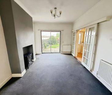 3 bedroom terraced house to rent - Photo 2