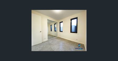 PREMIUM 2-BEDROOM GRANNY FOR REN | HIGH-END FINISHES | PRIME LOCATION - Photo 4