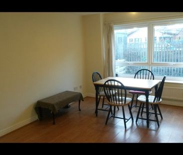 2 Bed Flat, Welton Grove, LS6 - Photo 1