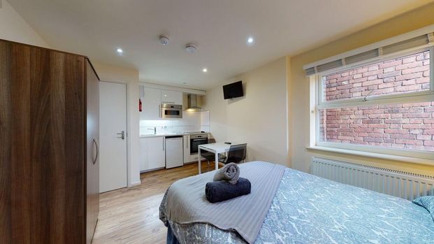 Studio to rent - Photo 1