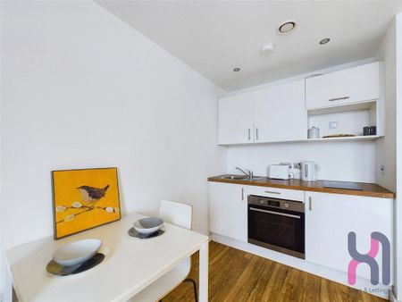 1 bedroom flat to rent - Photo 3