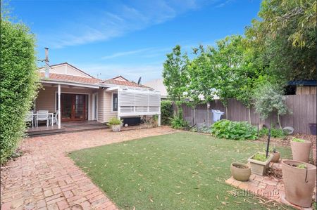 221 Douglas Parade, Newport - Photo 2