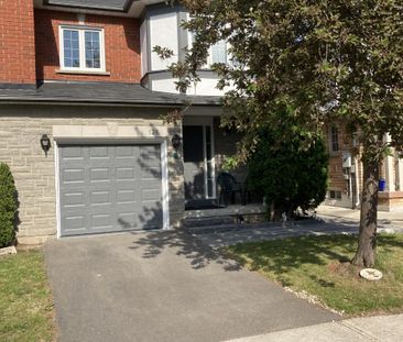 For Lease - 126 Pinedale Gate, Vaughan, Ontario - Photo 3