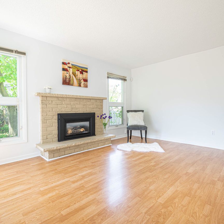 For Lease - 96 Port Royal Trail, Toronto, Ontario - Photo 1