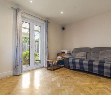 4 bedroom house to rent - Photo 1