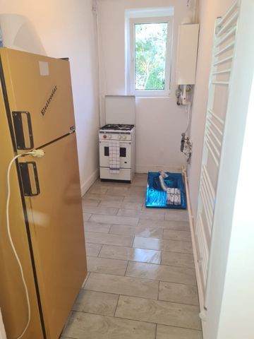 Garsonira zona Campia Libertati,Baba Novac cu centrala - Fotografie 4