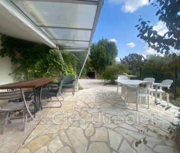Location maison 2 chambres 62 m² Méounes-lès-Montrieux - Photo 2
