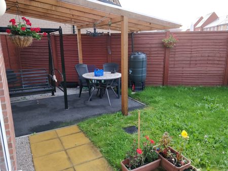 Room in a Shared House, Wheaters St, M7 - Photo 4