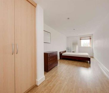 Galaxy Building, Canary Wharf, E14 - Photo 2