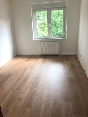 In Sanierung! 3-Zimmer-Wohnung für die kleine Familie - Photo 1