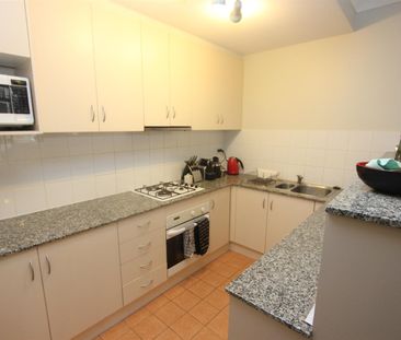 95/6 Poplar Street, Surry Hills NSW 2010 - Apartment For Rent | Domain - Photo 4