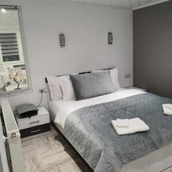 Garsoniera de inchiriat zona Tineretului - Fotografie 1