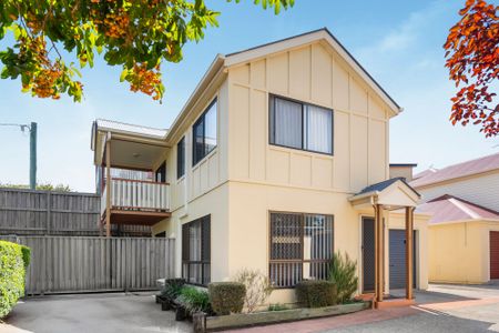 9/130 Hamilton Road, Moorooka QLD 4105 - Townhouse For Rent | Domain - Photo 2