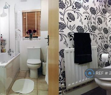 1 bedroom in a house share to rent - Photo 5