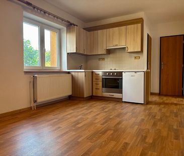 Pronájem bytu 1+1 40 m² - Fotografie 3