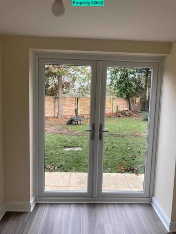 4 bedroom detached house to rent - Photo 3