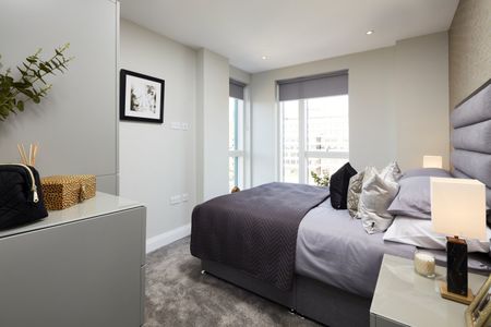 Flat to rent - St. Marks Road, Bromley, BR2 - Photo 5