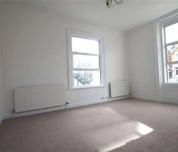 Beaconsfield Road, London, N11 - Photo 6