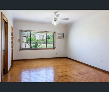 40 Second Street, Warragamba, NSW 2752 - Photo 3