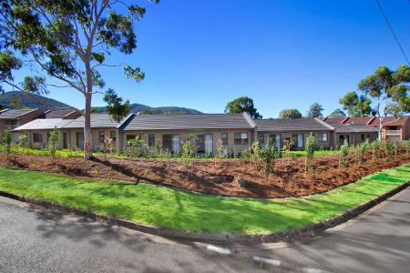 Three bedroom modern townhouse in a well located position in North Tamworth - Photo 5