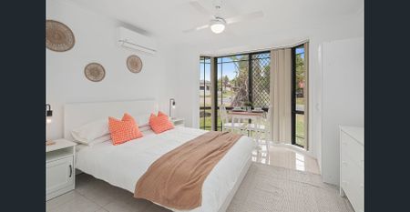 🏡 Private Rooms in rooming house / 2 Rooms for Rent / $310-$350 per week / Furnished / All utilities Included - Photo 2