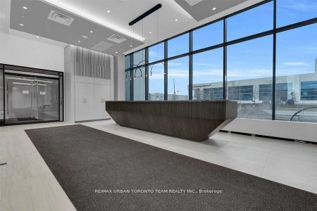 For Lease - 10 Honeycrisp Crescent Unit# 1712, Vaughan, Ontario - Photo 3