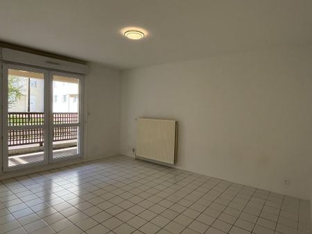 Location Appartement 1 pièce 34m² CHAMBERY 73000 - Photo 3