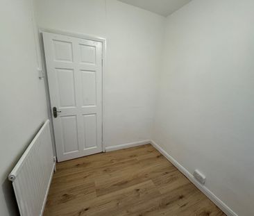 4 Bed Terraced House, Woodmansterne Road, SW16 - Photo 6