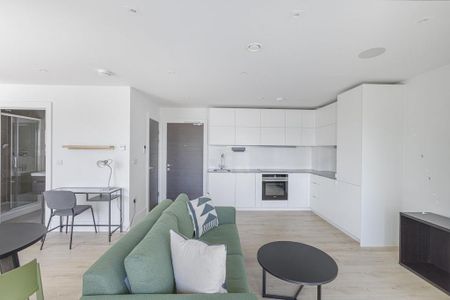 Studio to rent - Photo 2