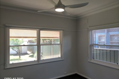 223 Fitzroy Street - Photo 2