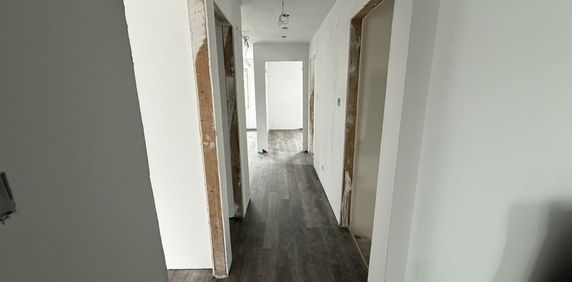 Superbe 5 1/2 NEUF - Chomedey - Près Des - Photo 2