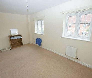 Brandon Close, Shadwell, Leeds, LS17 - Photo 1
