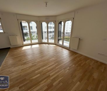Location Appartement 4 pièces 81m² PUTEAUX 92800 - Photo 2