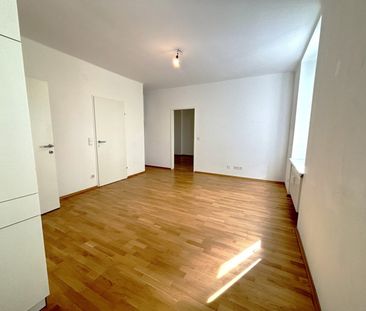 2-Raum-Wohnung unweit der Donaulände! - Photo 1