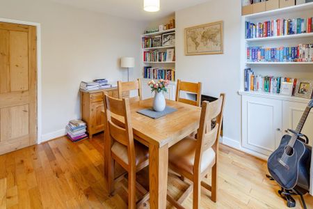 2 bedroom terraced house to rent - Photo 3