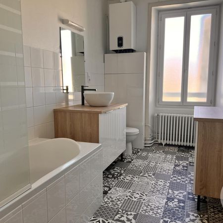 Location Appartement 3 pièces 87m² SOUILLAC 46200 - Photo 3