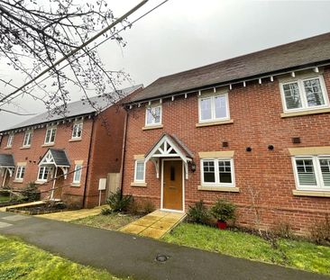 Modern 2 bed house in a small development on the edge of Woolhampto... - Photo 1