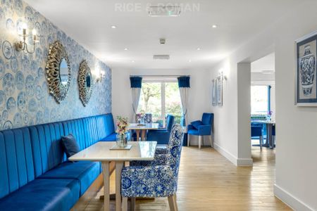 2 Bedroom Apartment, The Clockhouse – Guildford - Photo 3