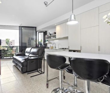 Stylish South Yarra Apartment in a Premium Lifestyle Precinct! - Photo 1