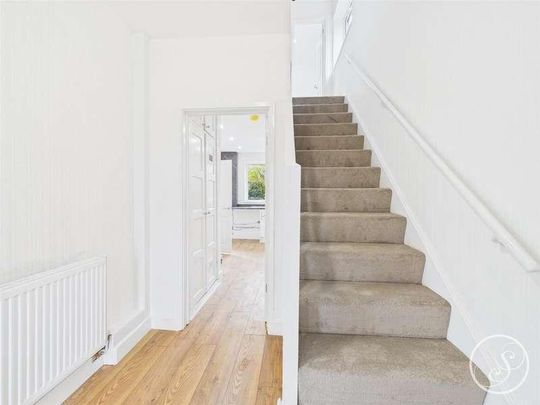 Mill Green Close, Leeds, LS14 - Photo 1