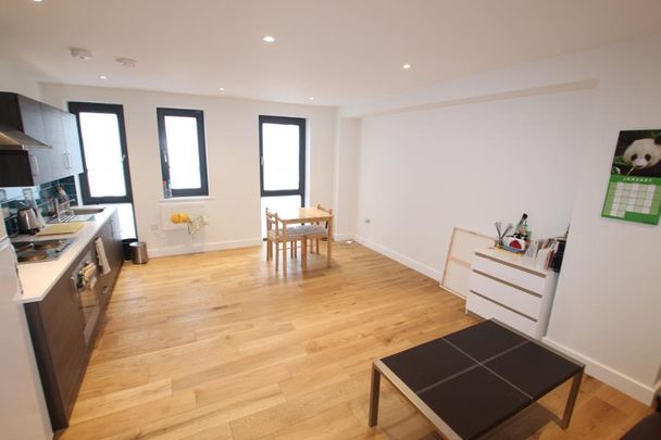 1 bedroom apartment to rent - Photo 1